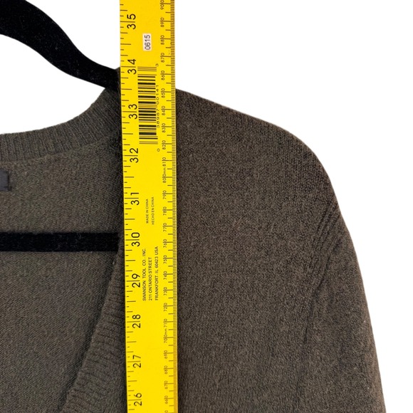 J Crew Sweater Women's Size Medium V Neck Olive Green Pockets Alpaca Wool Blend - Picture 12 of 15